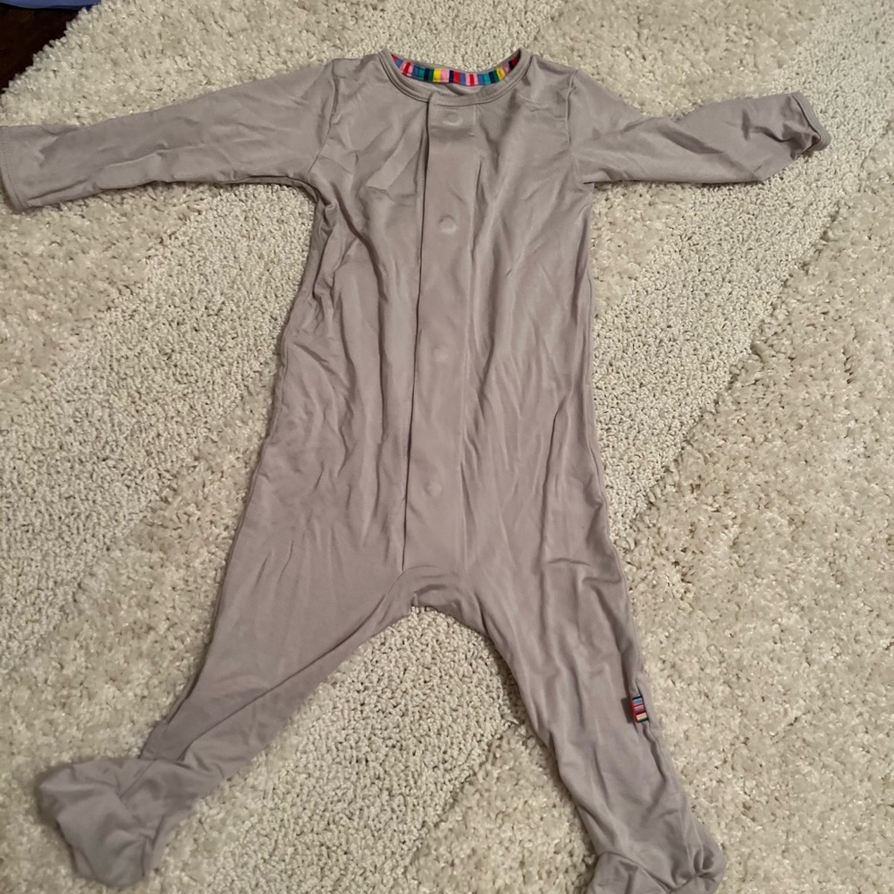 6-9 month magnetic me
